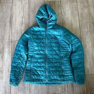 Patagonia Women's Teal Puffer Jacket